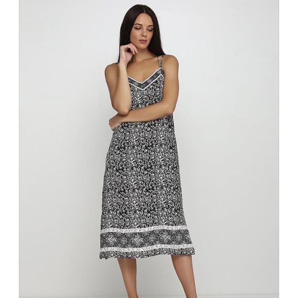 Cami Dresses & Skirts - NWT Gap Size Small Cami Dress Pattern Slit Zipper Loose Fit Midi